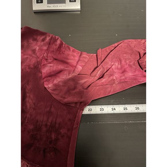 Only Nine Womens Top Size 1X Maroon Burnout Floral Embroidered Sequin Whimsigoth - Picture 6 of 8